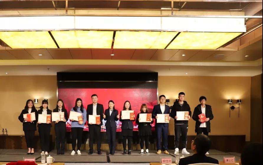 YABO.COM,亚搏（中国）篇|凝心聚力谱新篇，砥砺奋进铸辉煌！